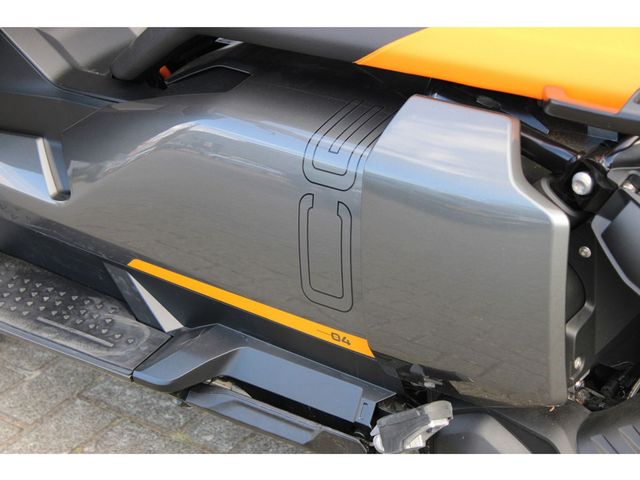 bmw - ce-04