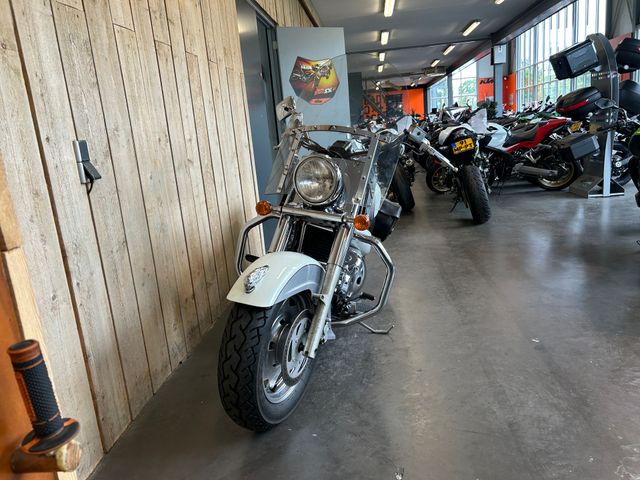 suzuki - vl-1500-lc-intruder