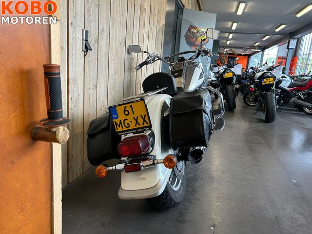 suzuki - vl-1500-lc-intruder