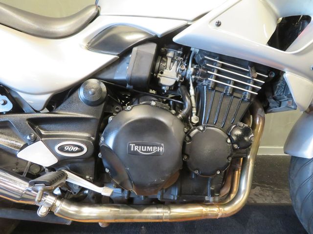 triumph - sprint-st-955