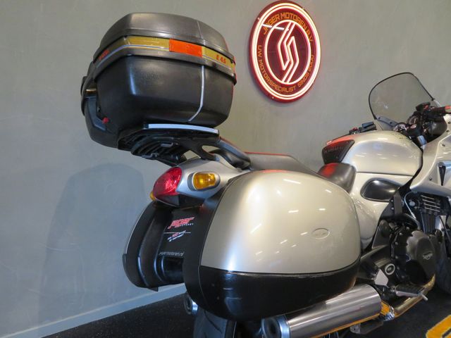 triumph - sprint-st-955