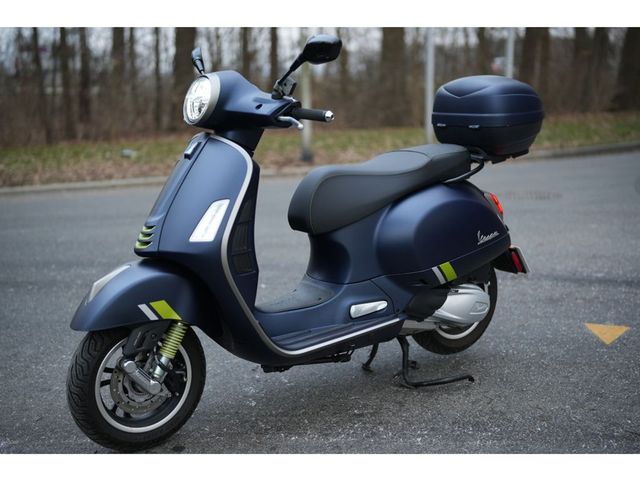 vespa - gts-300