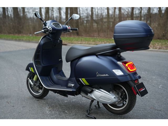 vespa - gts-300