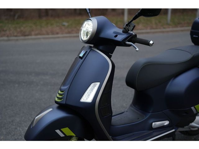 vespa - gts-300