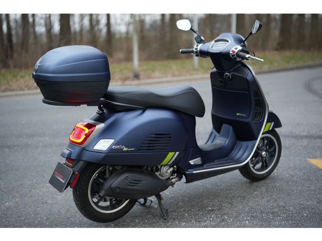 vespa - gts-300