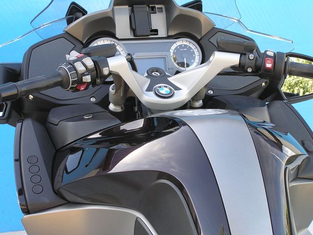 bmw - r-1200-rt