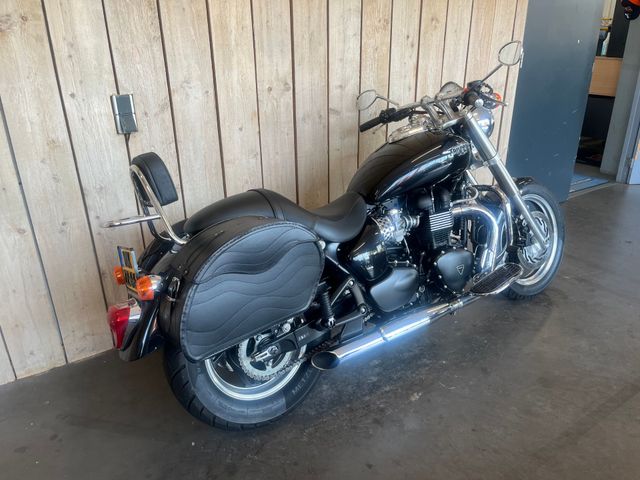 triumph - speedmaster