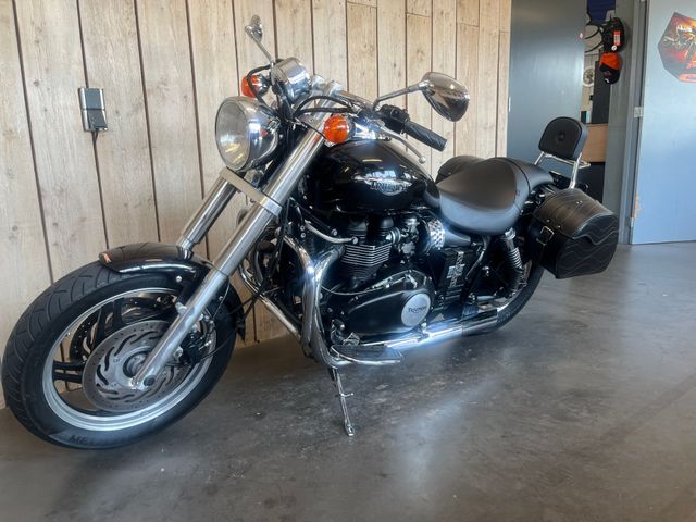triumph - speedmaster