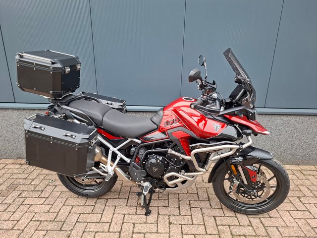 triumph - tiger-900-gt-pro