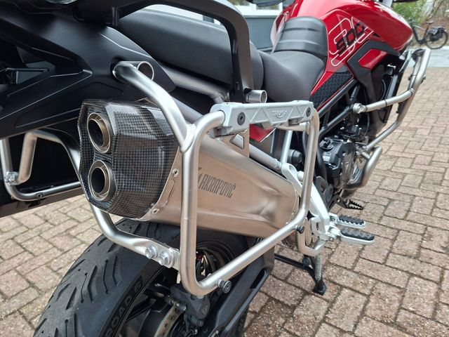 triumph - tiger-900-gt-pro