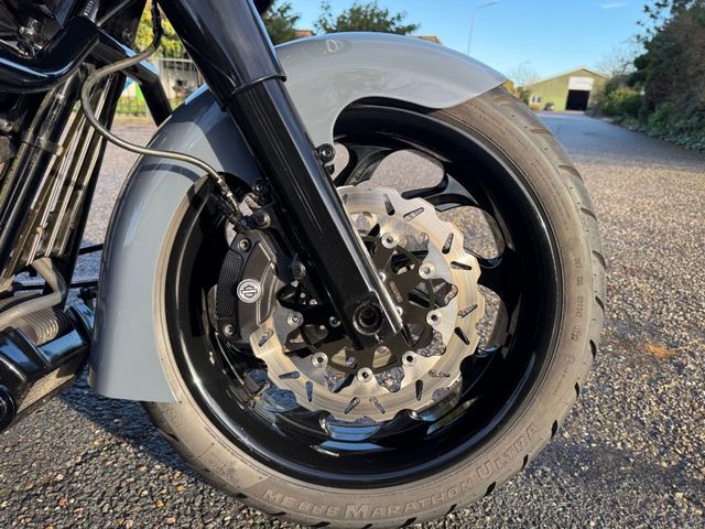 harley-davidson - street-glide-special-flhxs