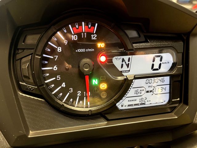 suzuki - v-strom-650-xta-adventure