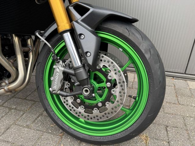 kawasaki - z900-se