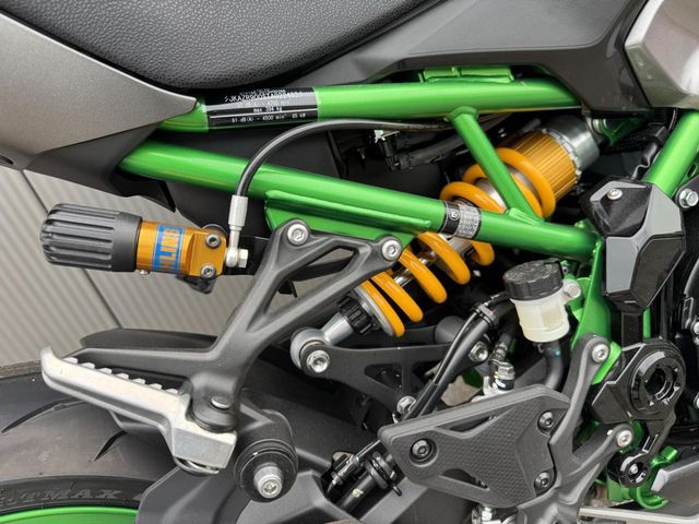 kawasaki - z900-se