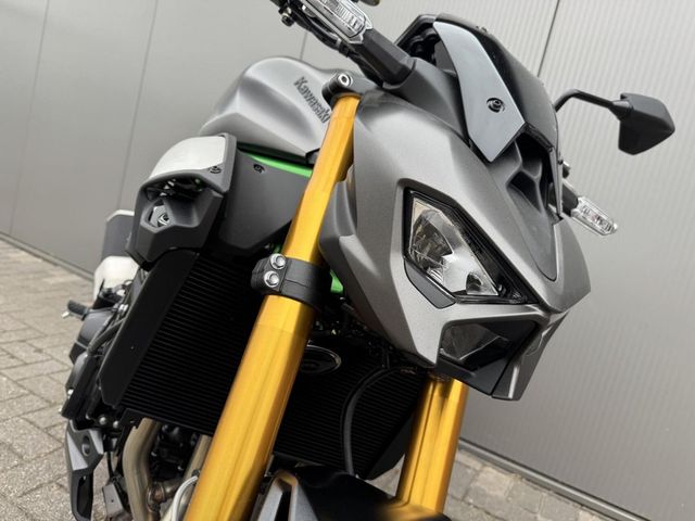 kawasaki - z900-se