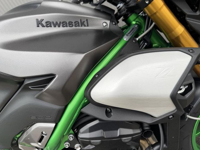 kawasaki - z900-se