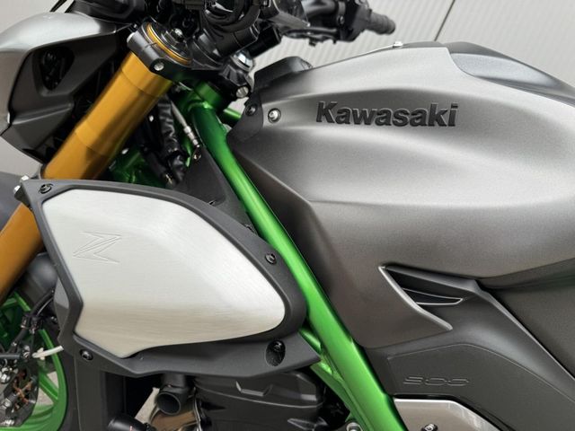 kawasaki - z900-se