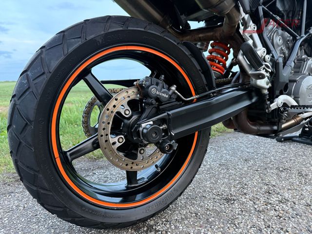ktm - 990-supermoto-t