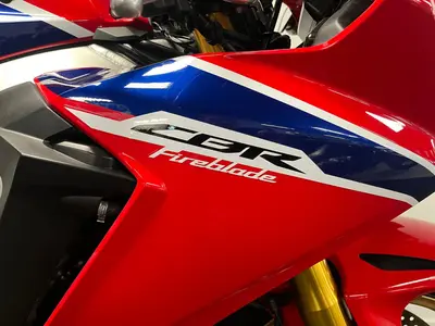 HONDA CBR 1000 RR FIREBLADE SP 2017 - Barbier Motorsport Havelte ...
