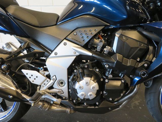kawasaki - z1000