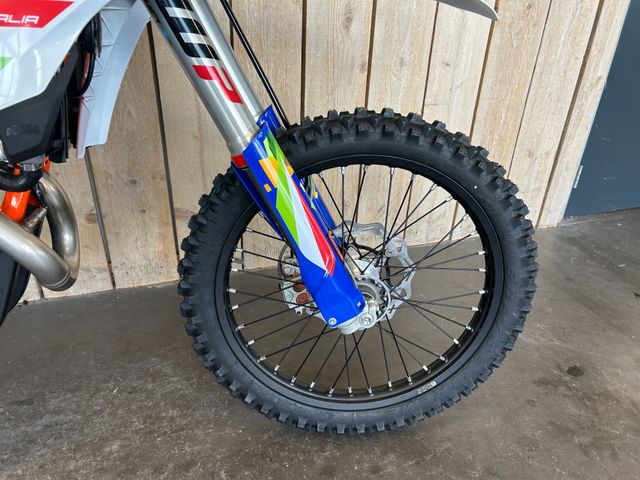 ktm - 500-exc-six-days