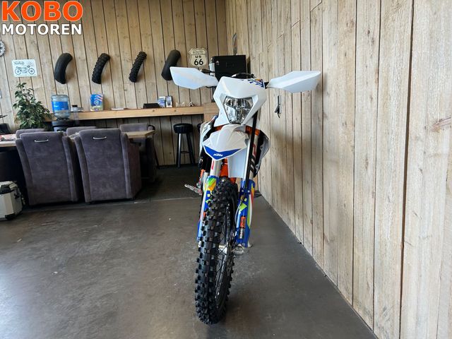 ktm - 500-exc-six-days