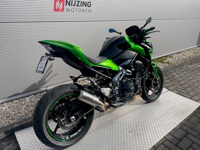 kawasaki - z900