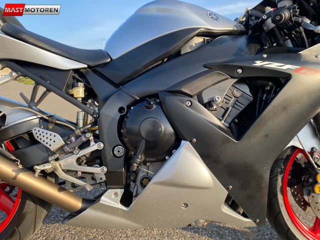 yamaha - yzf-r1