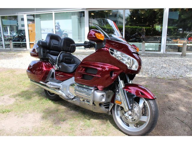 honda - gl-1800-goldwing-abs
