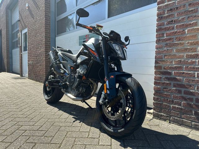 ktm - 790-duke