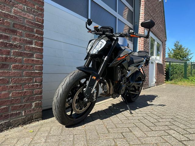 ktm - 790-duke