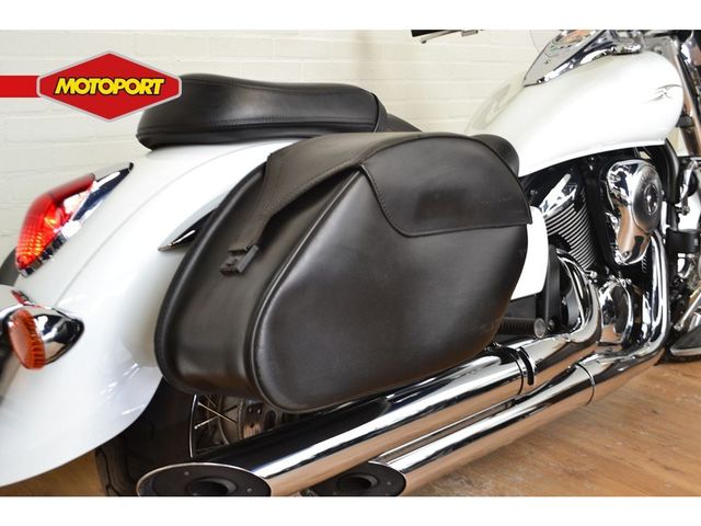 kawasaki - vn-900-classic