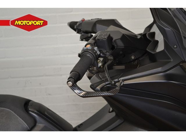 kymco - ak-550