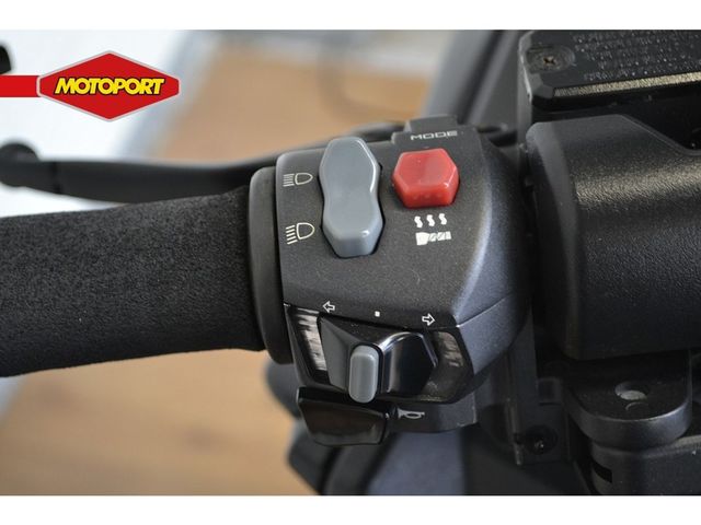 kymco - ak-550