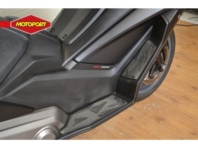 kymco - ak-550