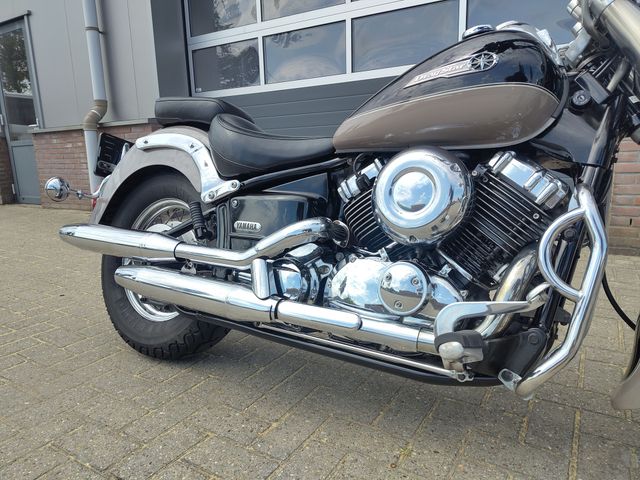 yamaha - xvs-650-a-dragstar-classic