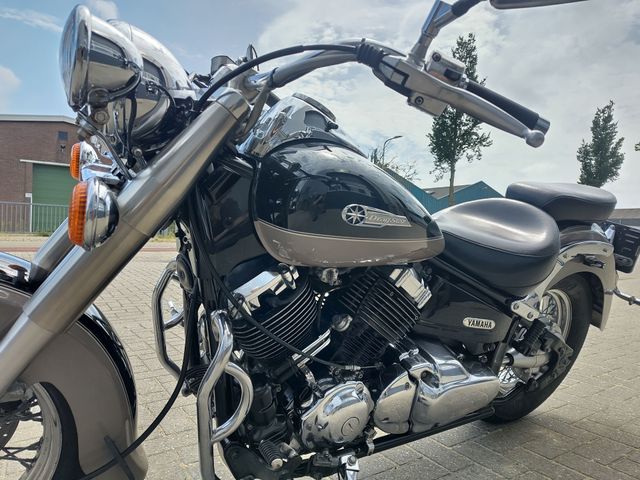 yamaha - xvs-650-a-dragstar-classic