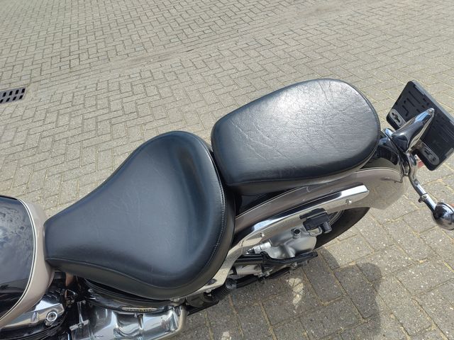 yamaha - xvs-650-a-dragstar-classic