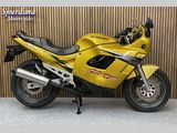 SUZUKI GSX 600 F