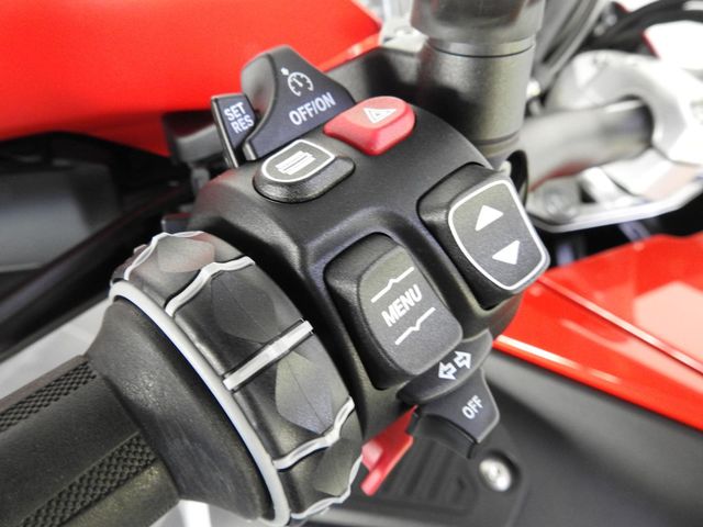 bmw - r-1300-gs-adventure