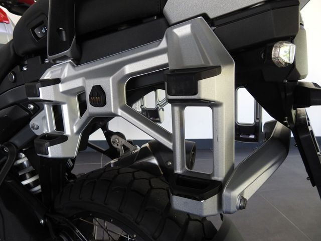 bmw - r-1300-gs-adventure