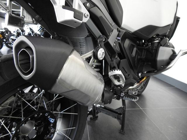 bmw - r-1300-gs-adventure