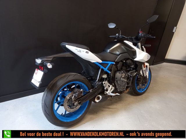suzuki - gsx-8s