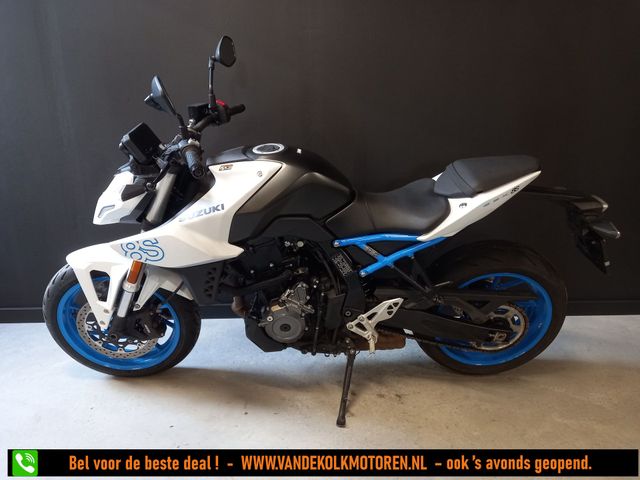 suzuki - gsx-8s