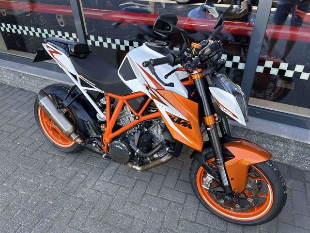 ktm - 1290-super-duke-r-se