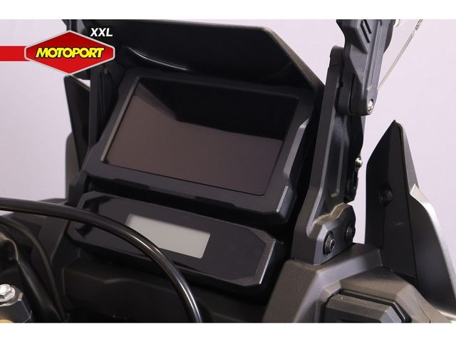 honda - crf-1100-l-africa-twin-adventure-sports