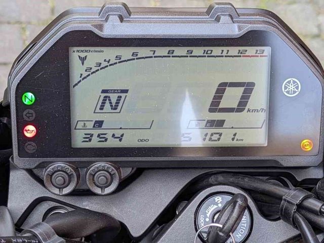 yamaha - mt-03
