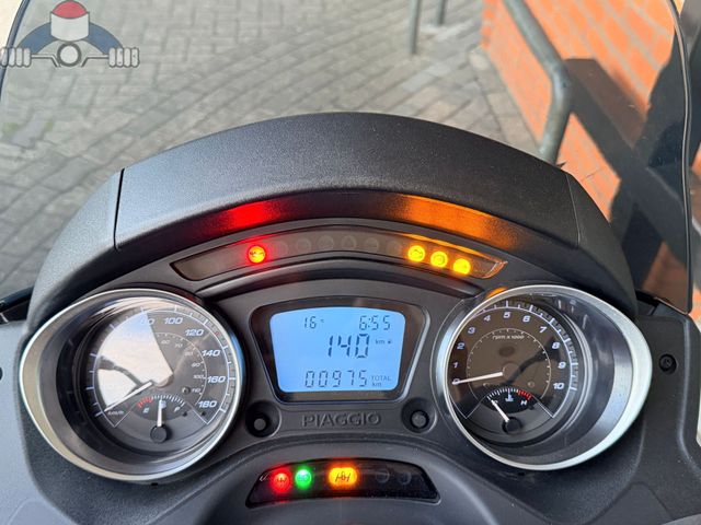 piaggio - mp3-300-hpe-sport