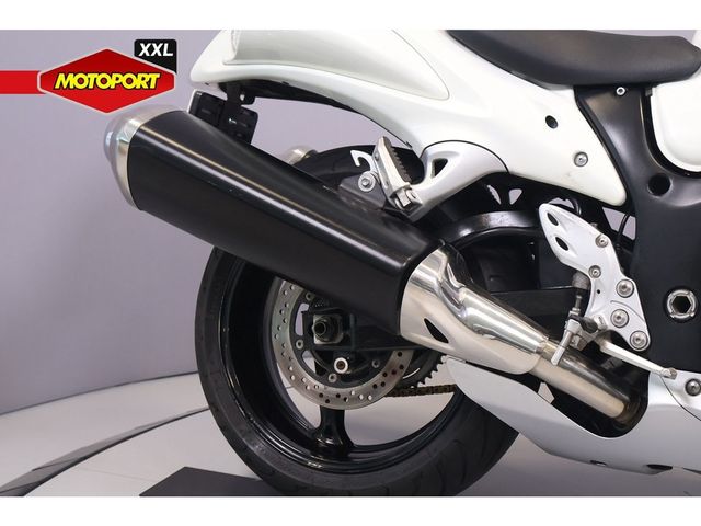 suzuki - gsx-r-1300-hayabusa