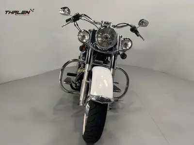 HARLEY-DAVIDSON SOFTAIL DELUXE FLSTN – foto 4